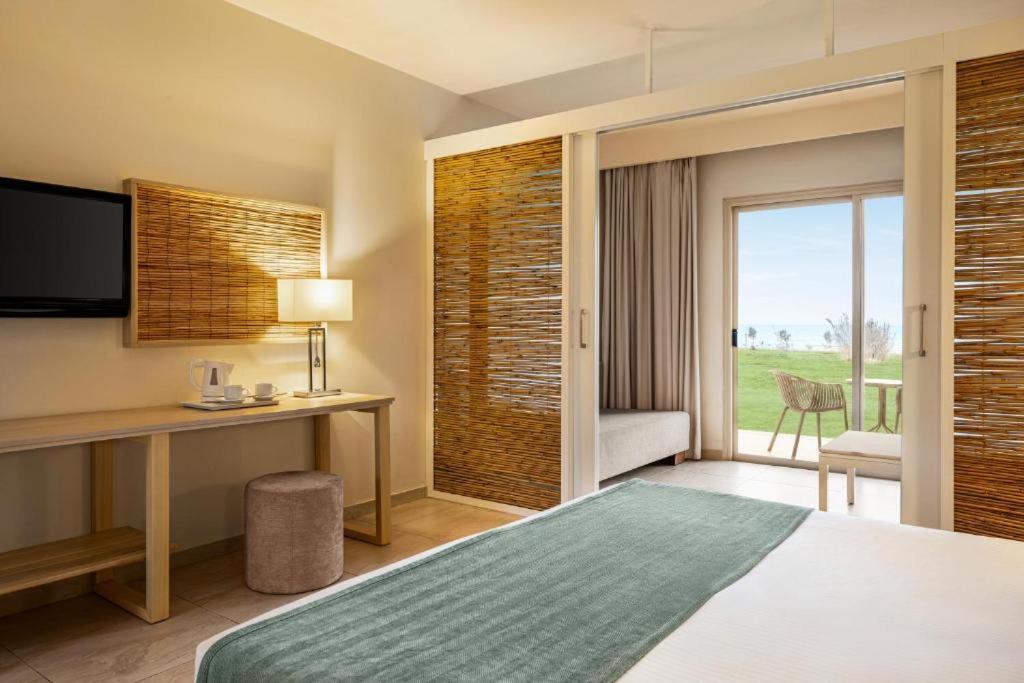 Freij Hotel & Resort - Adults Only أيا نابا المظهر الخارجي الصورة